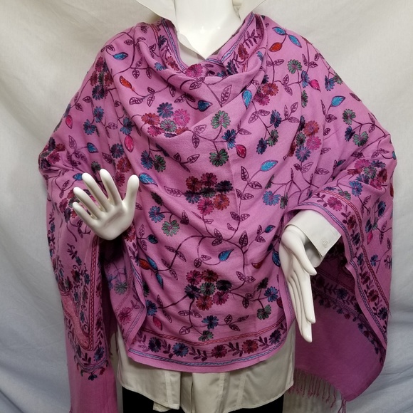 Purple Pink Embroidered Kashmir 100% Wool Scarf - Picture 4 of 6